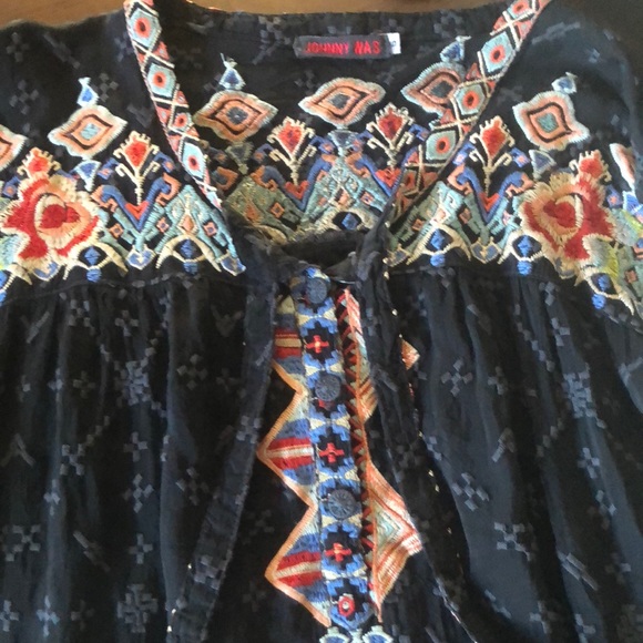 JOHNNY WAS Gina Embroidered Top - Picture 6 of 8
